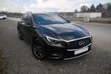 Infiniti Q30 2.0t DCT AWD Sport Sport - schwarze Infiniti Q30