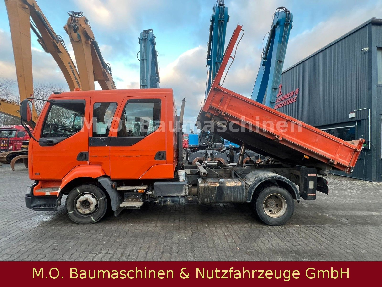 Fahrzeugabbildung Renault Midlum 180-12 / Doka / 3-seiten Kipper /
