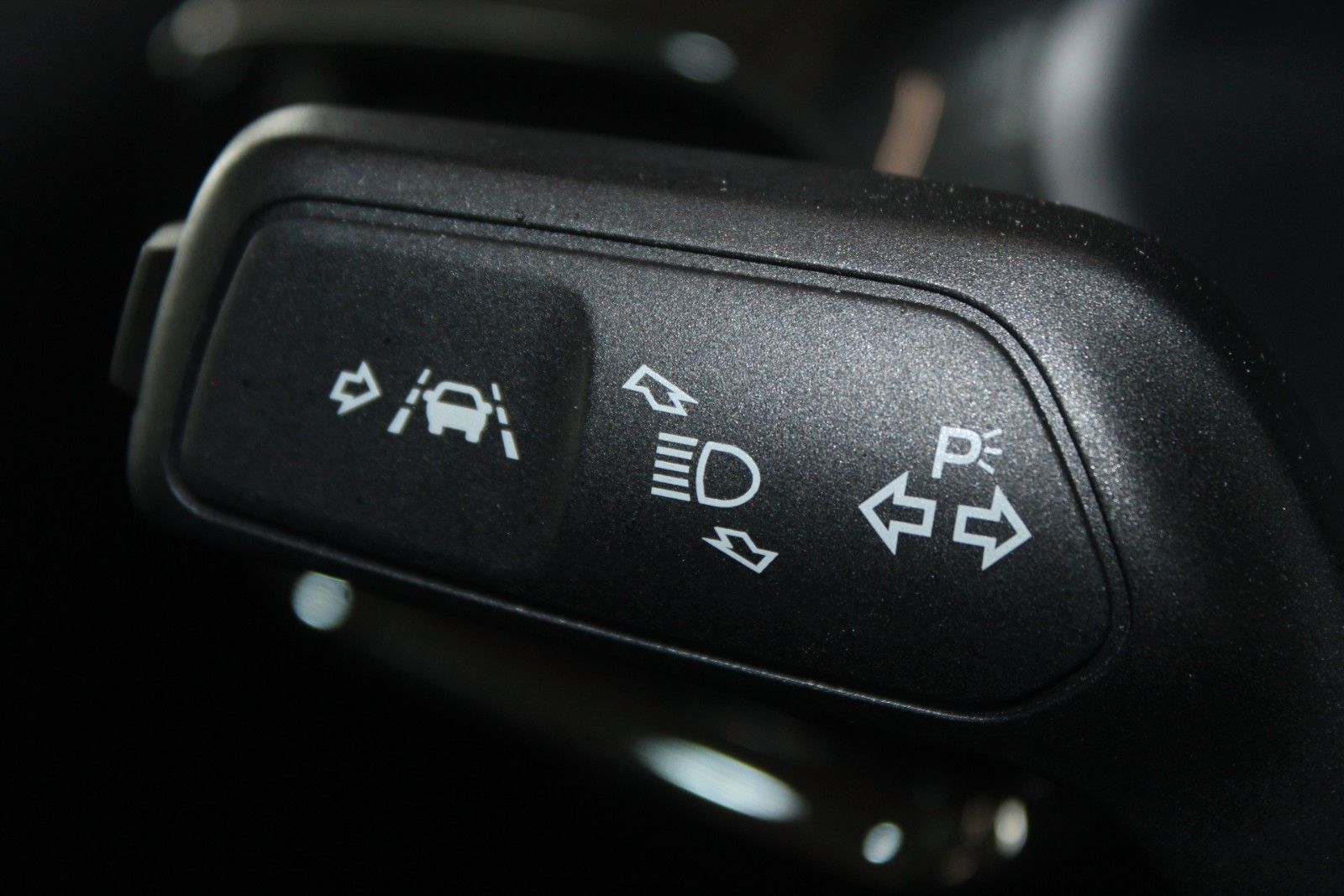 Fahrzeugabbildung Ford Fiesta ACTIVE PLUS 5T NAVI PANO B&O ACC WinterP