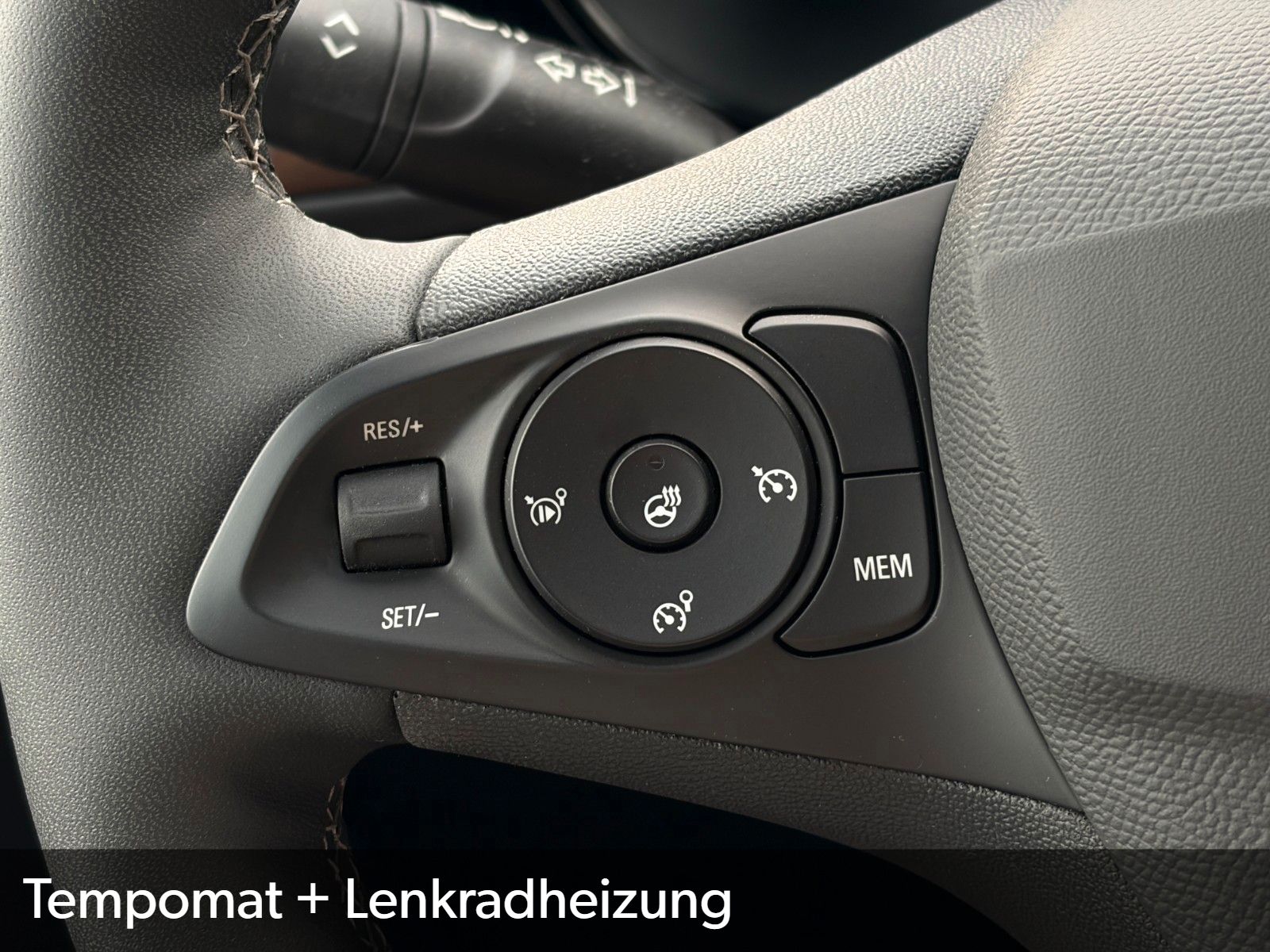 Fahrzeugabbildung Opel Corsa F GS 1.2 Turbo CarPlay Temp. CAM LHZ SHZ