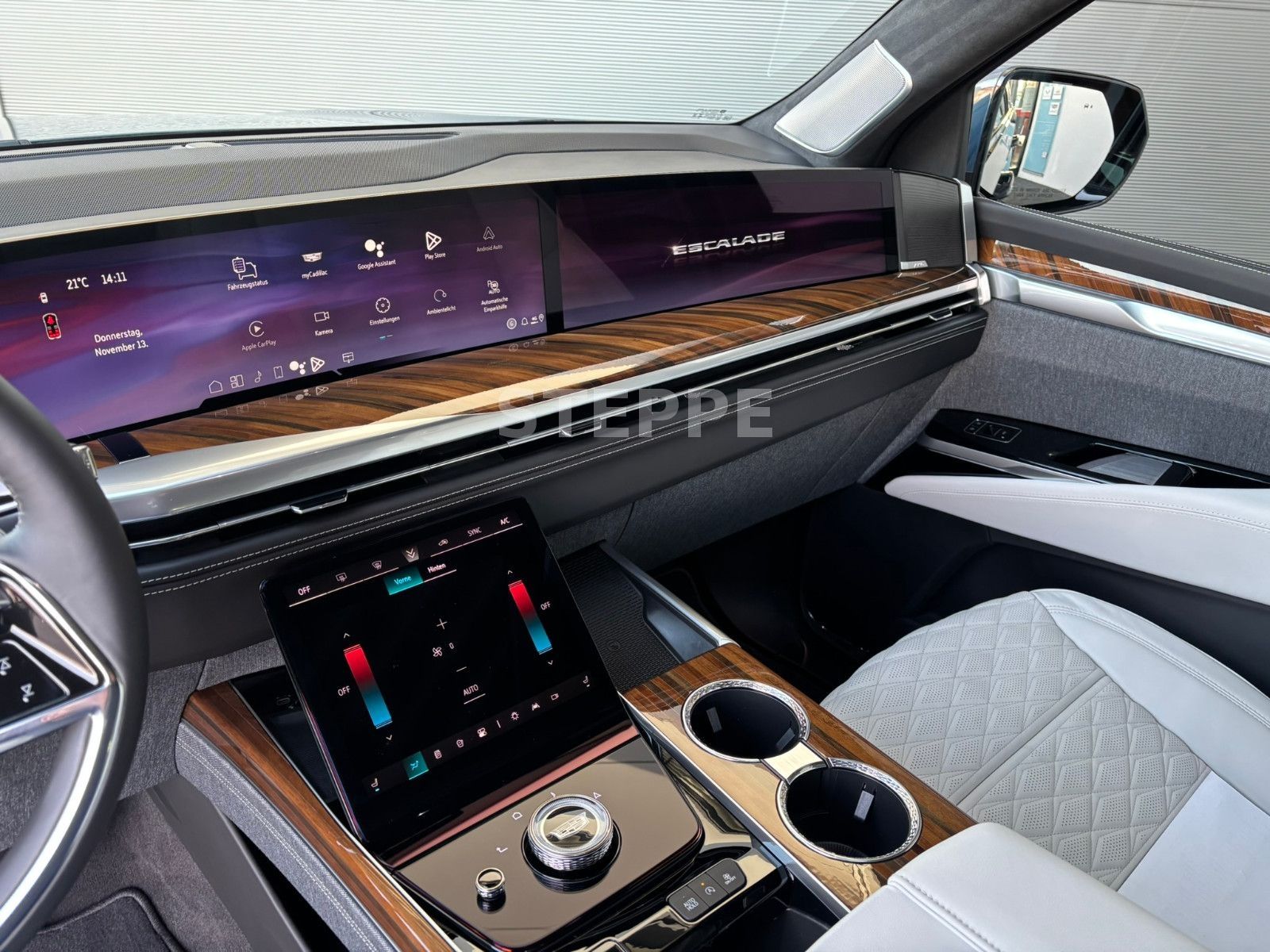 Cadillac Escalade FACELIFT MY26 6.2 V8 ESV Sport Platinum