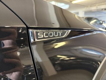 Fotografie des Skoda Superb Combi 2,0l TDI DSG Scout 4x4