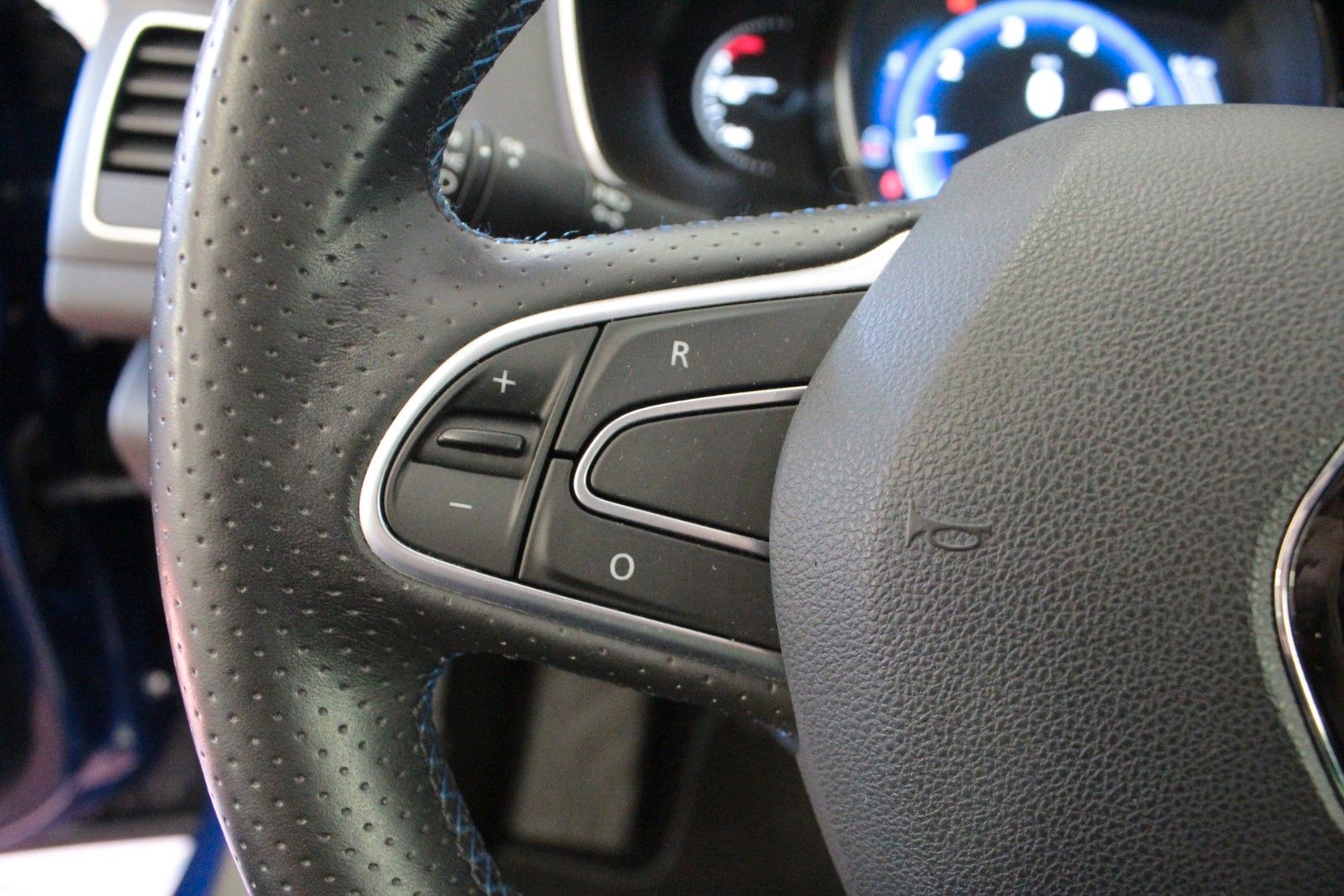 Fahrzeugabbildung Renault Megane ENERGY TCe 130 GT Line   AHK*