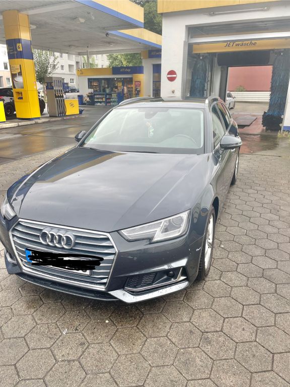 Image of Audi A4