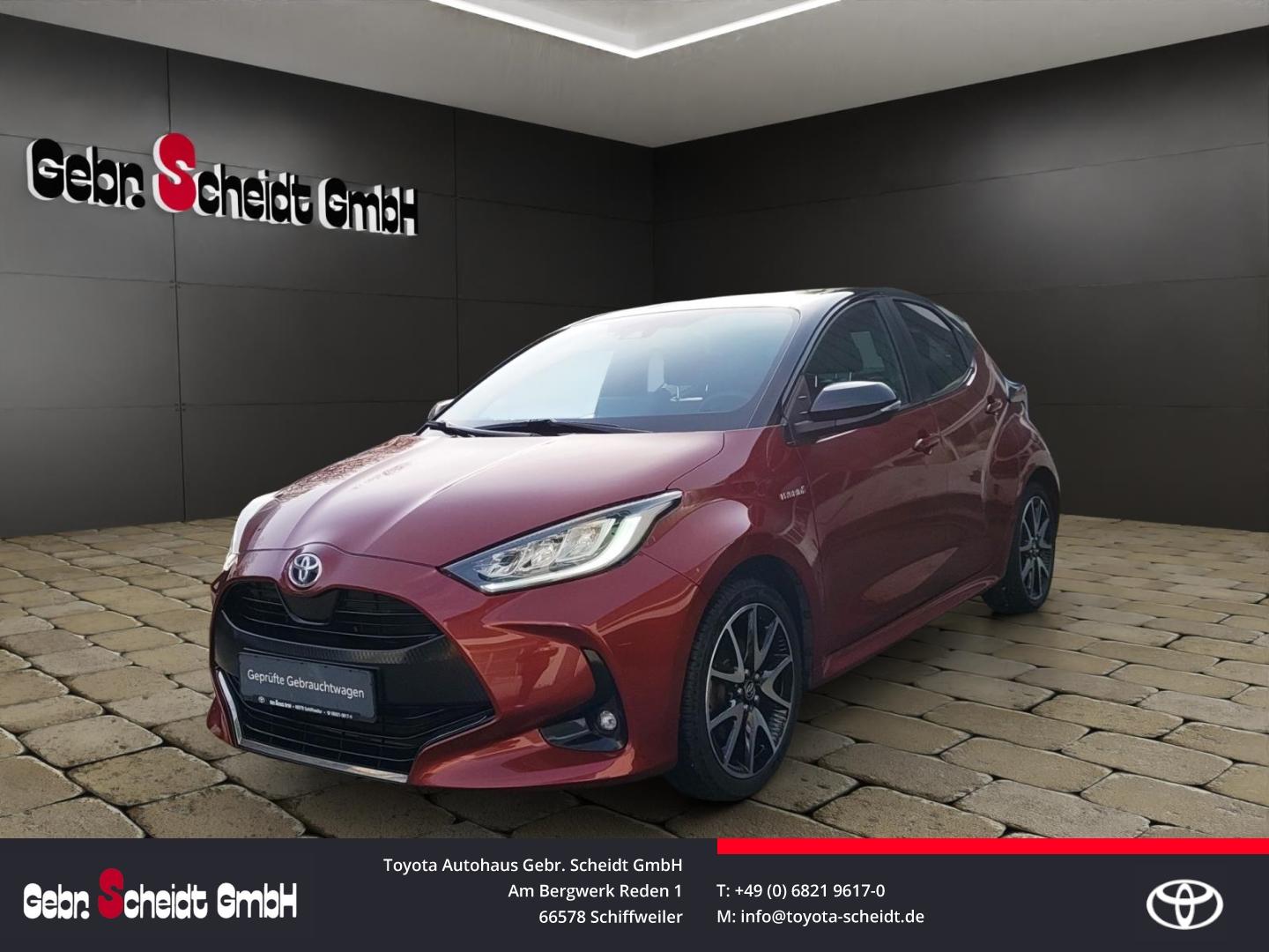 Toyota Yaris Hybrid Style Apple CarPlay Android Auto LE