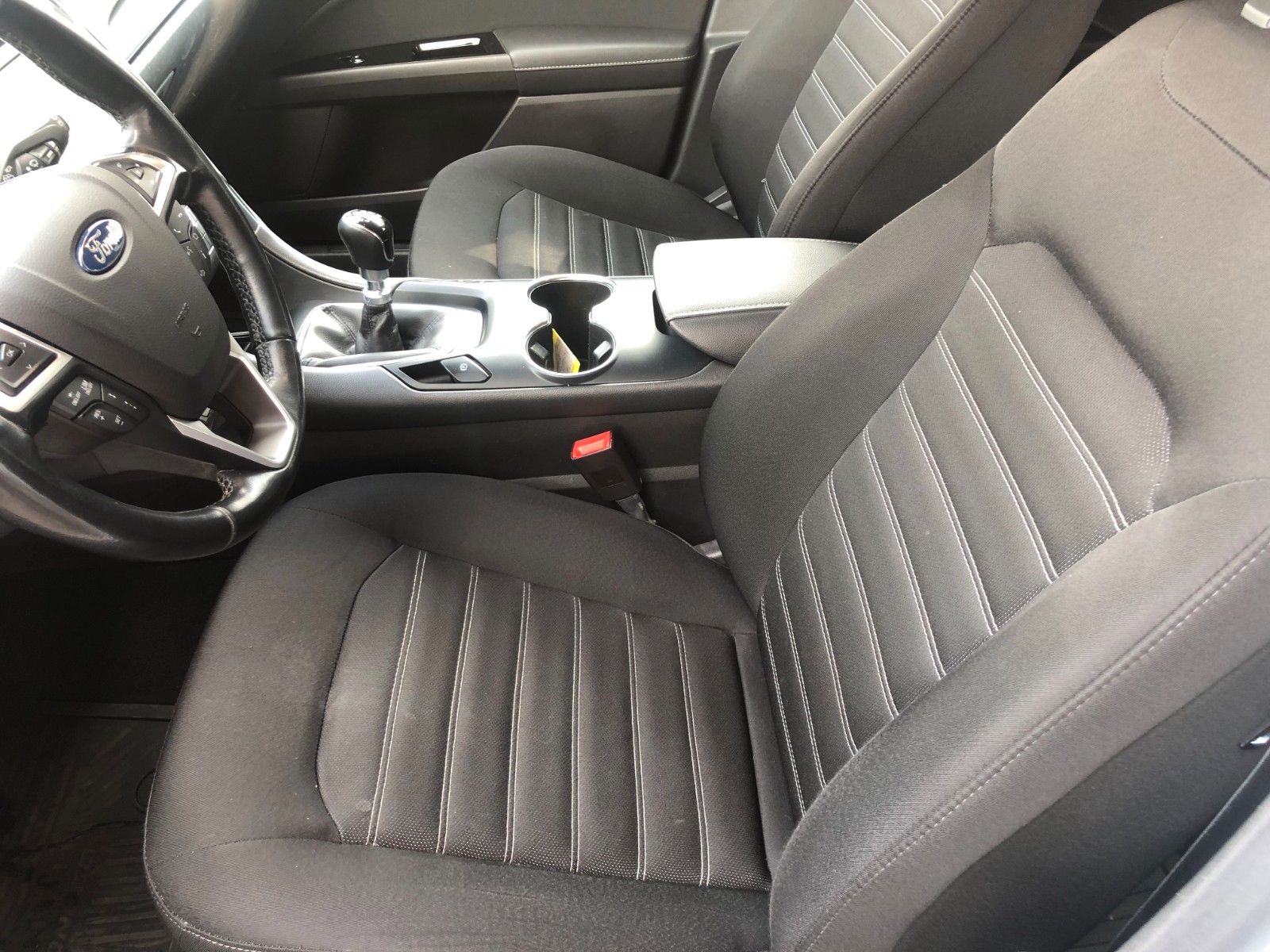 Fahrzeugabbildung Ford Mondeo Turnier Trend 2.0 CRDi