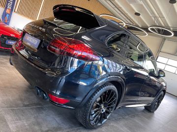 Porsche Cayenne Turbo *PANO*VOLLLEDER*KAMERA*TOTASSIST*