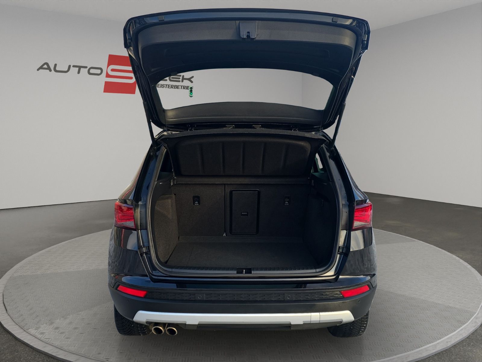 Fahrzeugabbildung SEAT Ateca Xcellence 4Drive Allradantrieb