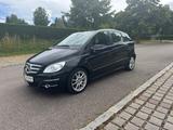 Mercedes-Benz B 200*Klima.*Display*Tempomat*isofix*Teilleder* - Mercedes-Benz bis 5.000 Euro