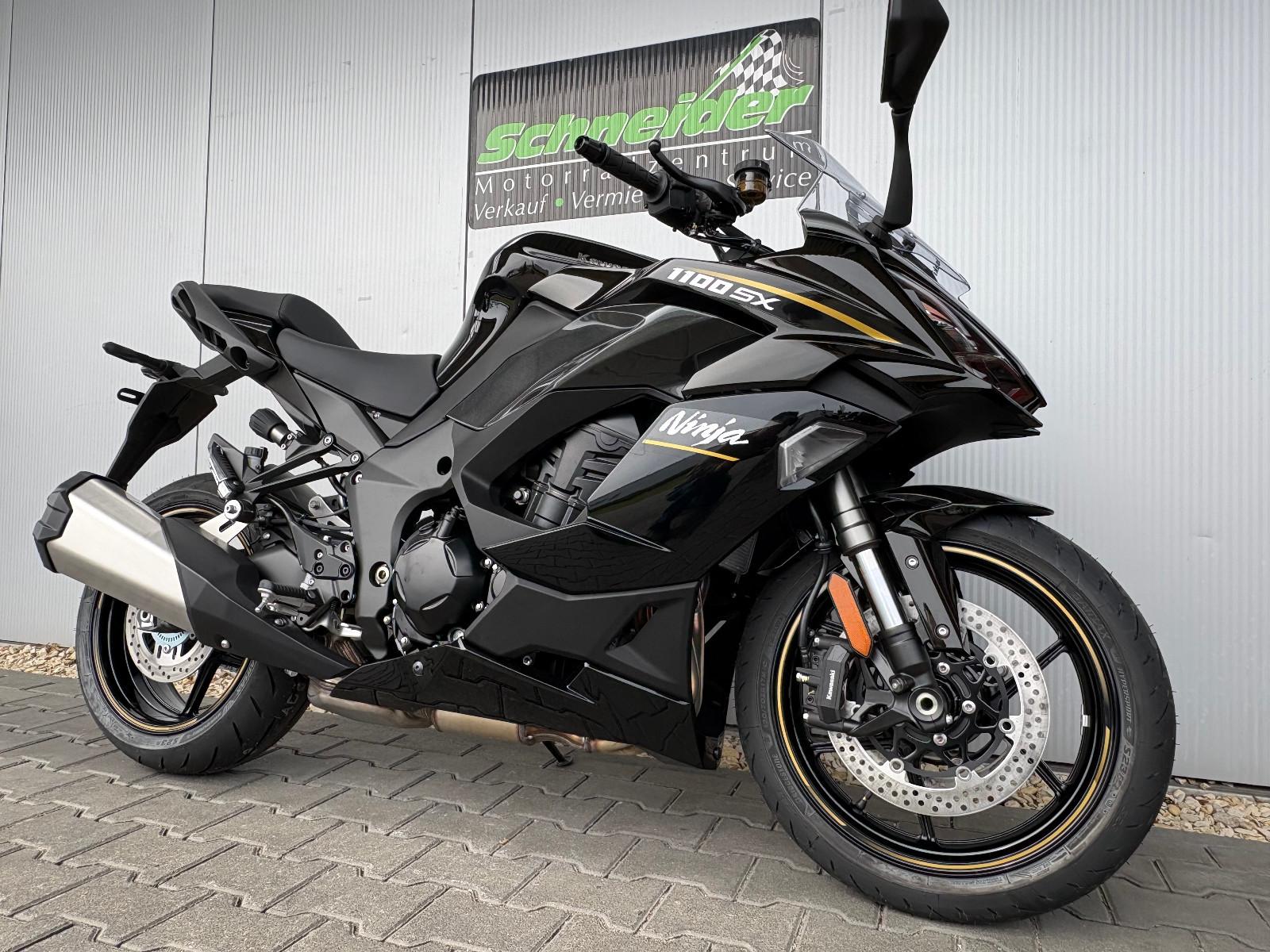 Kawasaki Ninja 1100 SX Golden Black