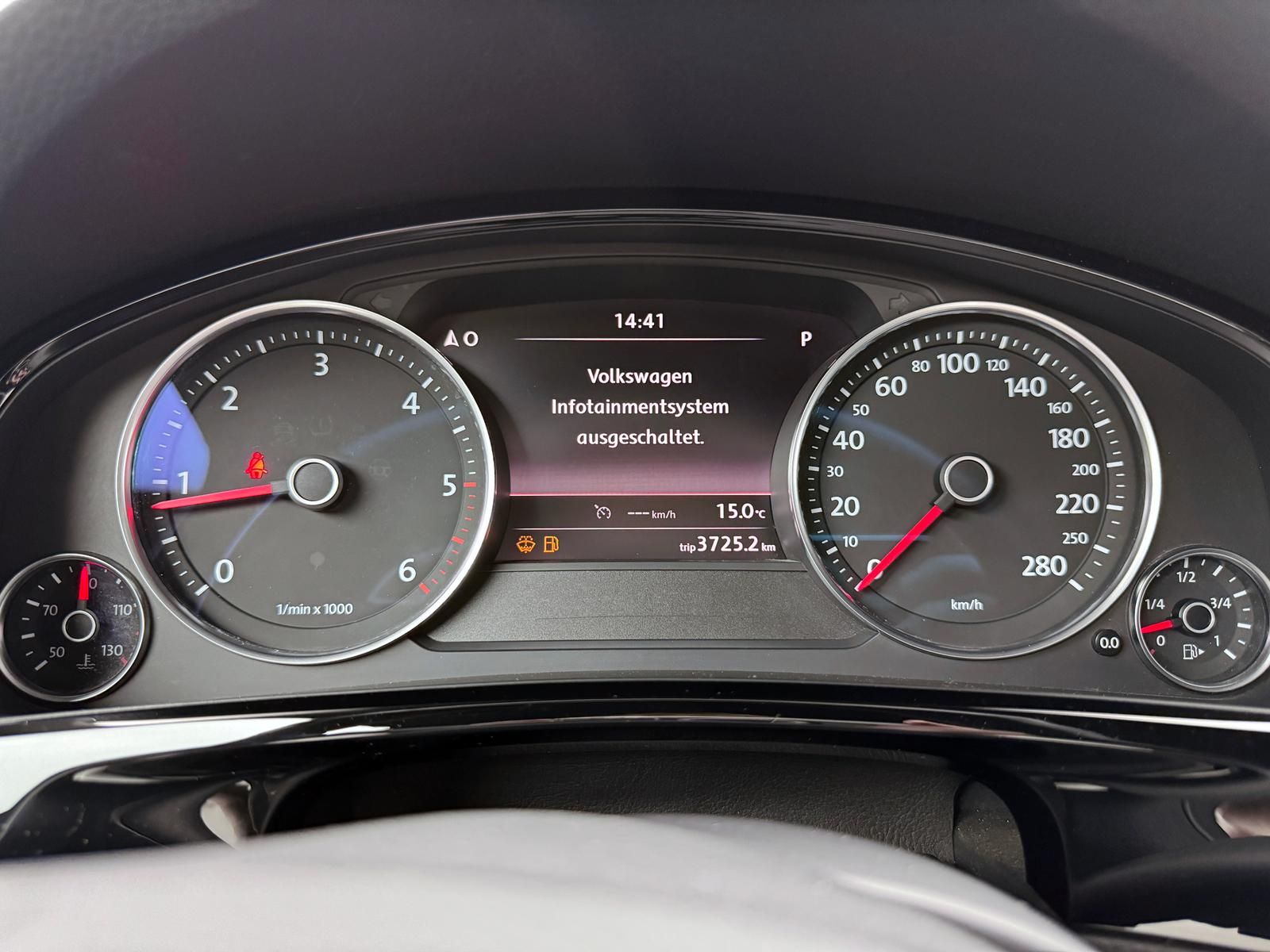 Fahrzeugabbildung Volkswagen 3.0 TDI R-LINE/4MOTION/STANDHZ/LUFT/KEY/AHK/360°