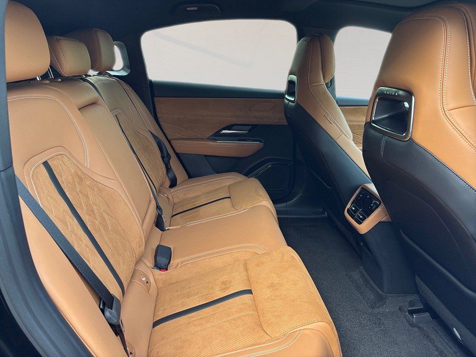 Fahrzeugabbildung Mazda 6e 258PS Takumi Plus