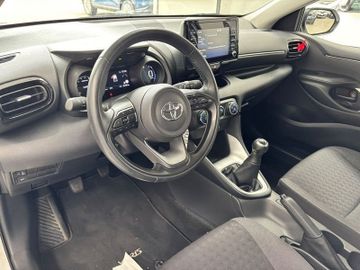 Toyota Yaris - 11