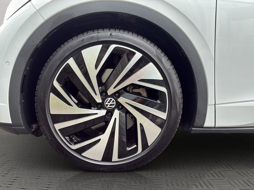 Volkswagen ID.5 Pro Performance 150 kW ACC SHZ LHZ PANO imagem 3