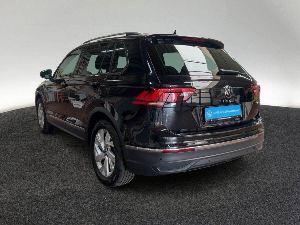 Volkswagen Tiguan 2.0 TDI Life 4Motion DSG Navi Standhzg Si foto 3