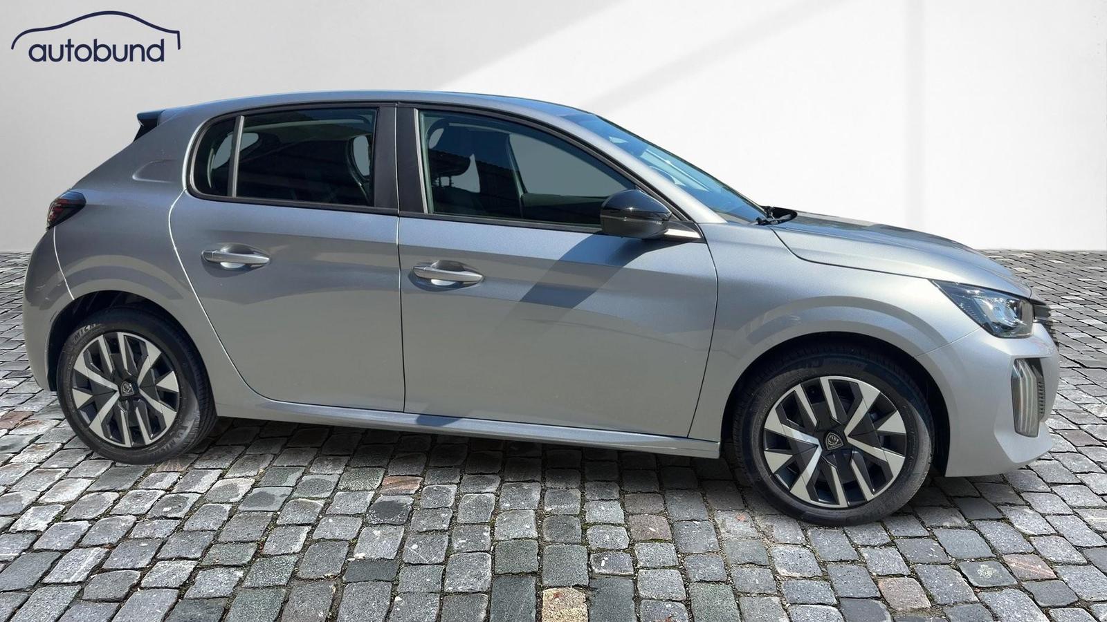 Peugeot II 1,2l Turbo Style LED Link NBA PDC SHA Shz
