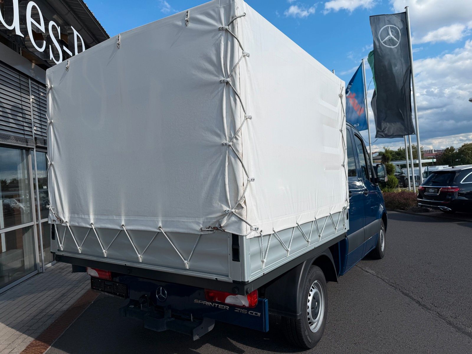 Fahrzeugabbildung Mercedes-Benz Sprinter 215 CDI DoKa Pritsche Plane AHK Klima