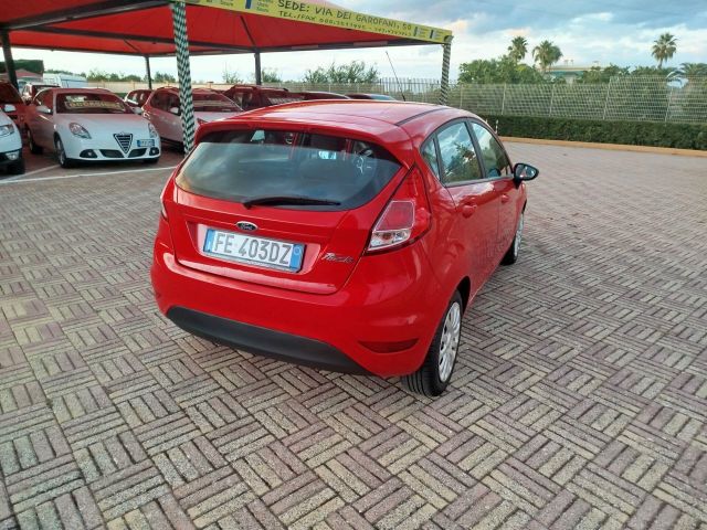 Ford Fiesta 1.5 TDCi 75CV 5 porte Business