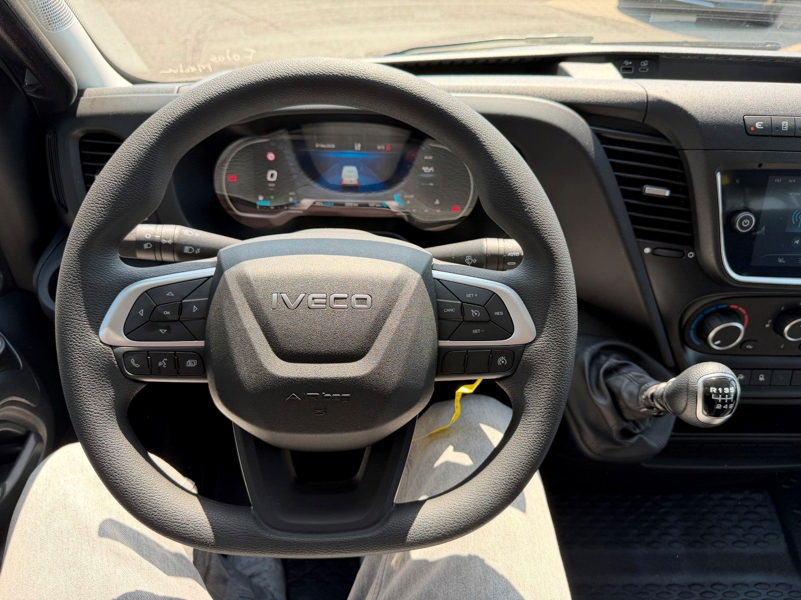 Fahrzeugabbildung Iveco Daily 35S14 *Standkühlung*Kamera*