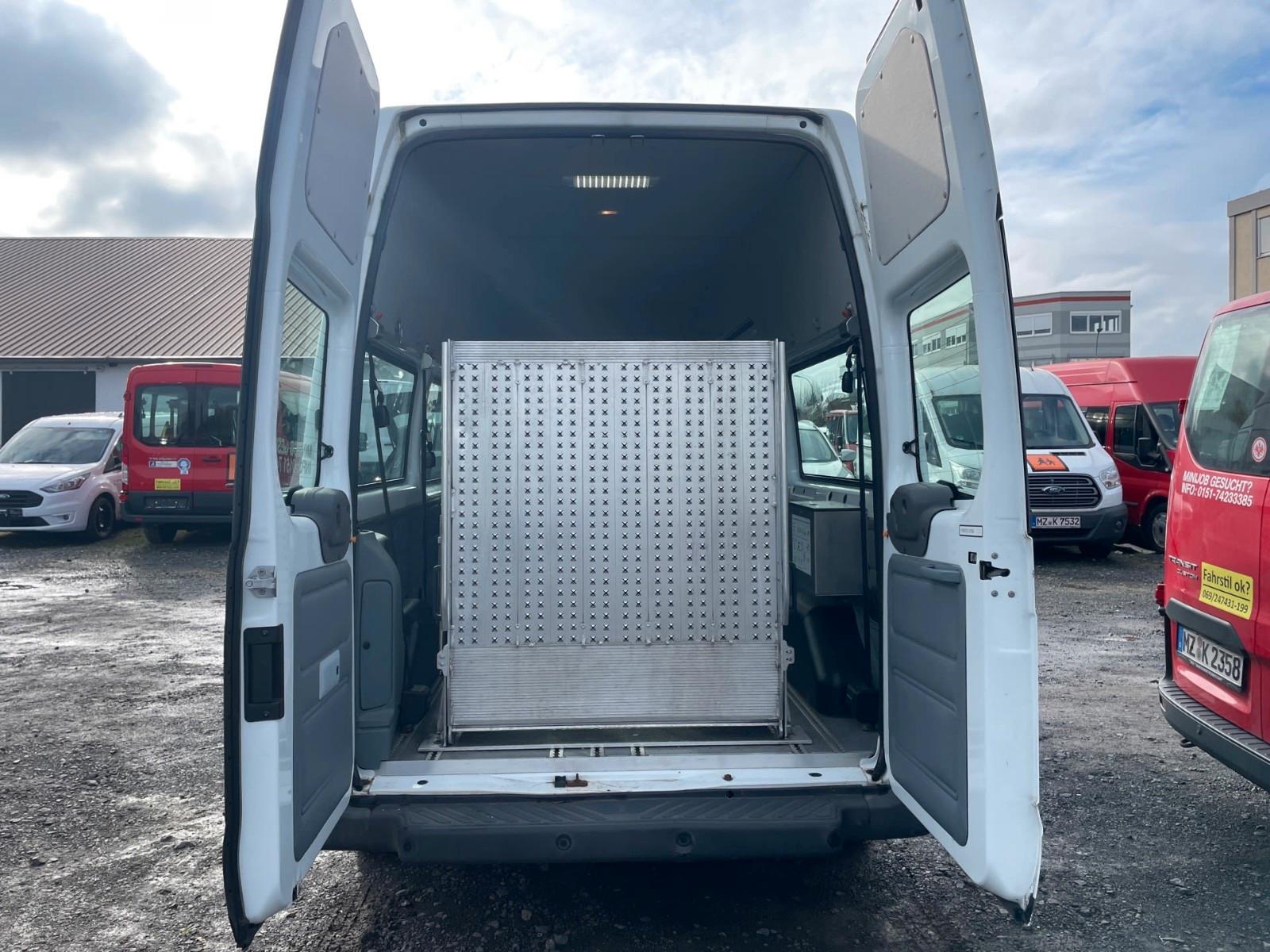 Ford Transit Kombi Behindertengerecht