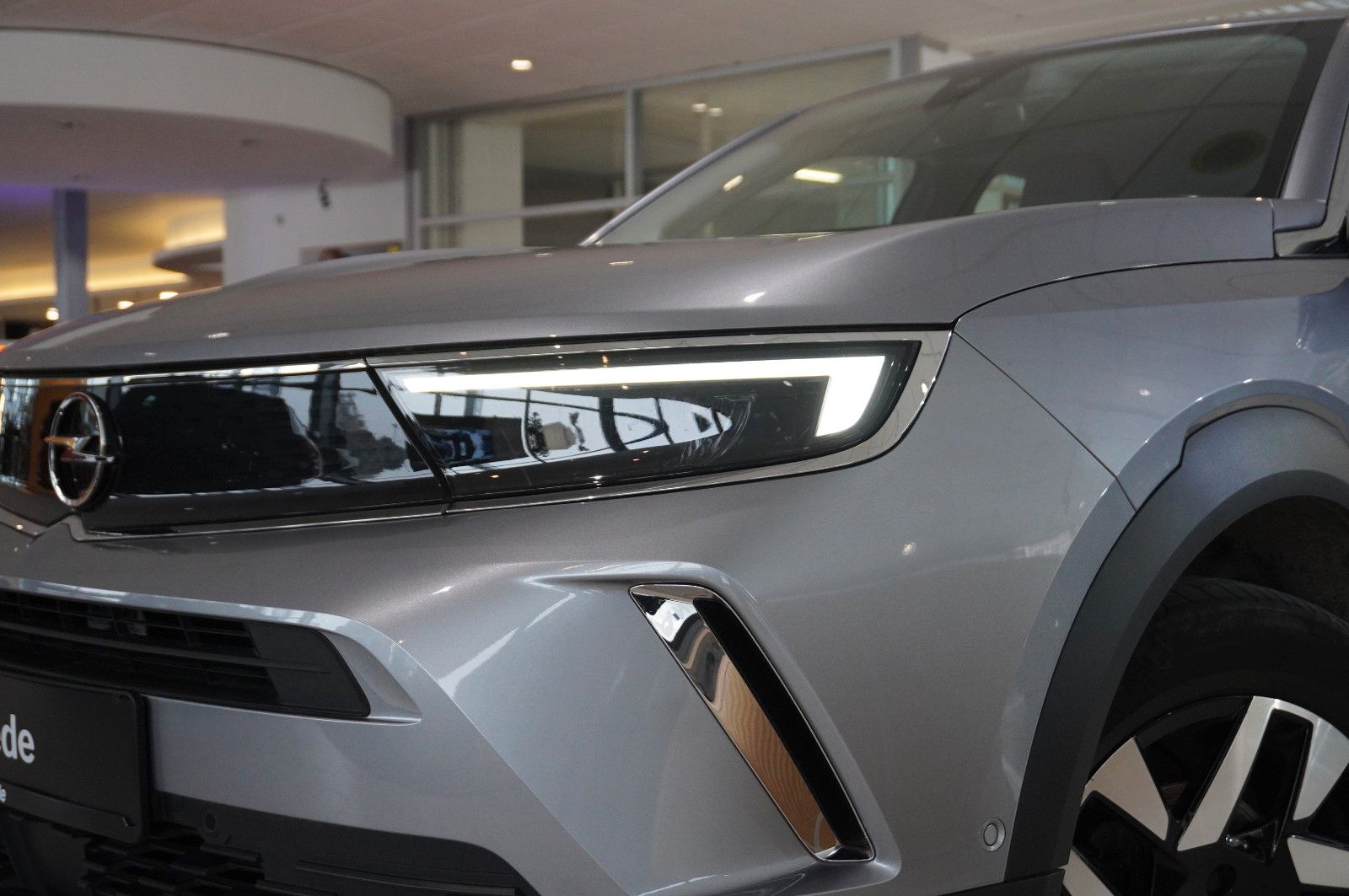 Fahrzeugabbildung Opel Mokka 1.2T ELEGANCE NAVI/LED/KAMERA/SPORT/DAB+