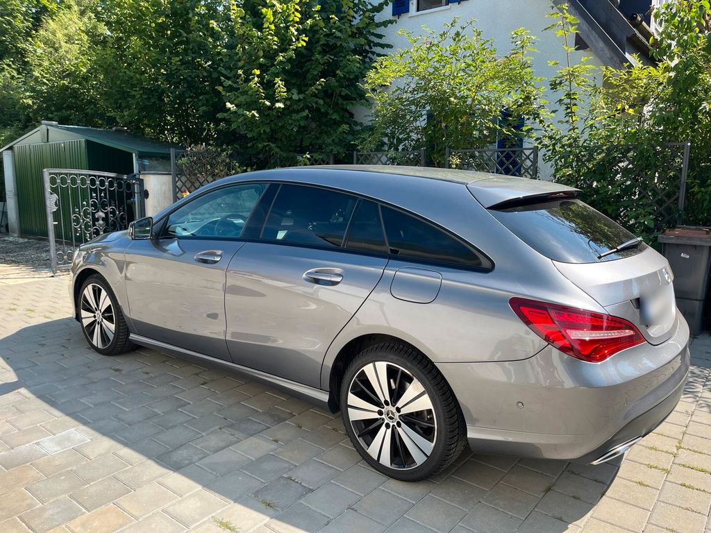 Image of Mercedes-Benz CLA 200 Shooting Brake