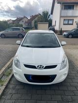 Hyundai i20 Edition Plus - Hyundai i20: Edition Plus