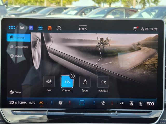 TAYRON 1.5 TSI E-HYBRID R-LINE+IQ.LIGHT+AZV+NAVI