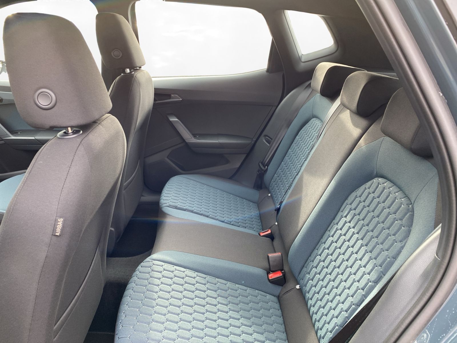 Seat Arona - Bild 13