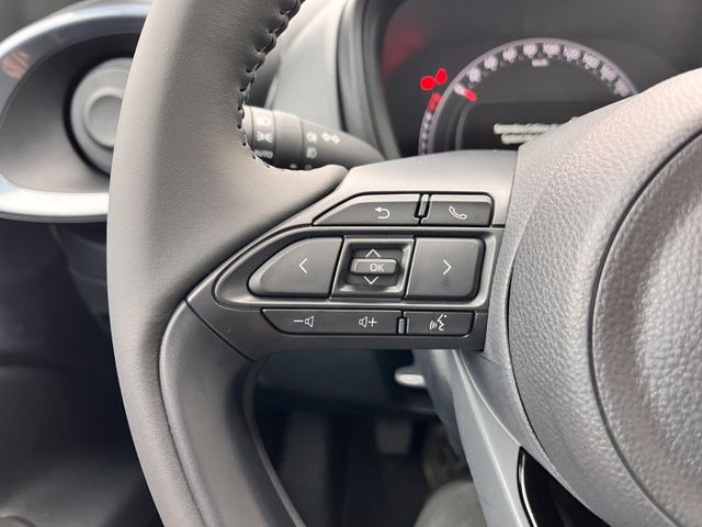 Aygo X Team D*Apple Carplay/Andoid Auto*