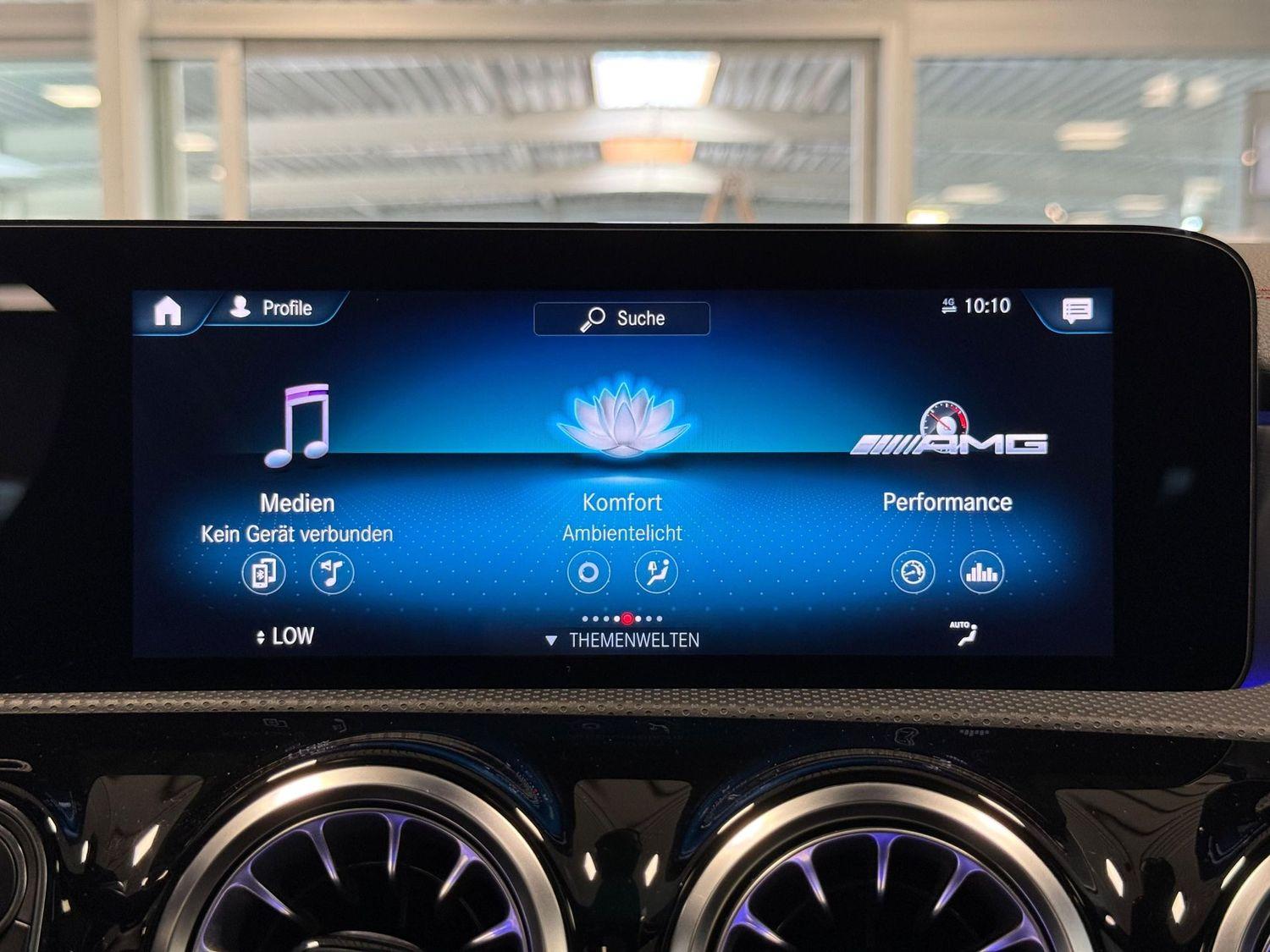 Mercedes-Benz CLA 35 AMG Shooting Brake Automatik Panorama 