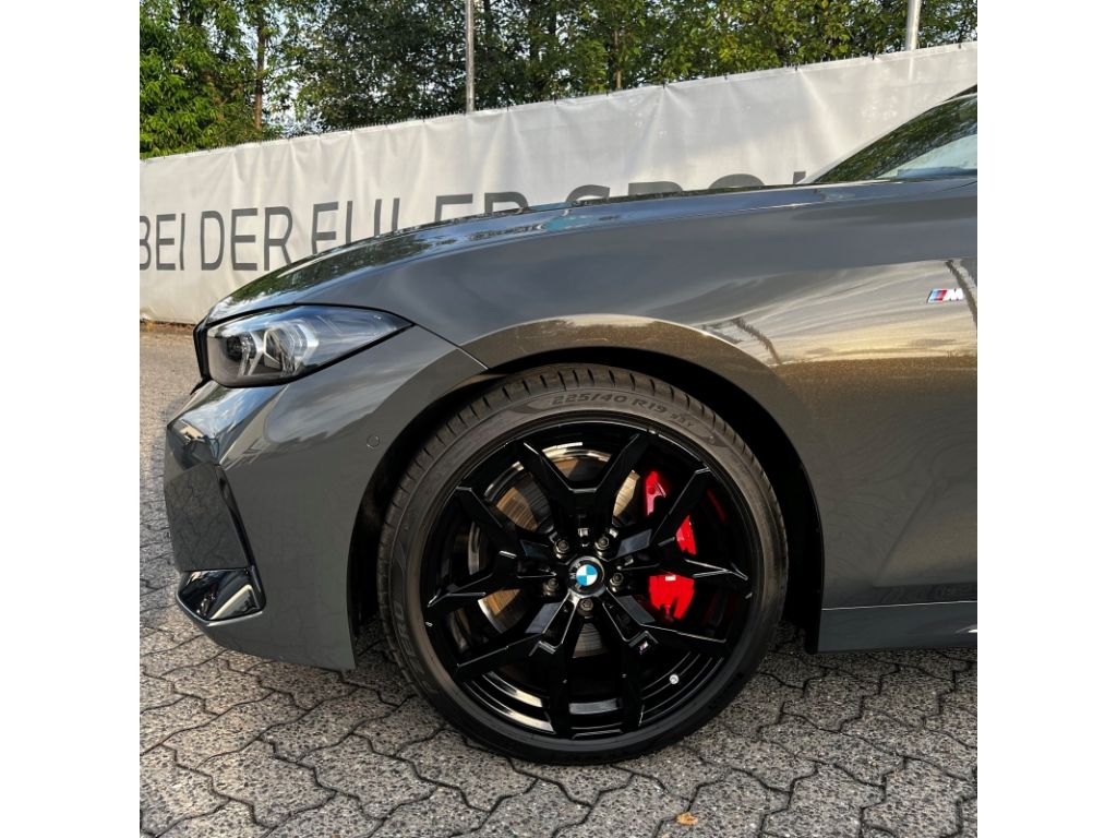 BMW 320 i M-Sport-Pro 19''SR HUD DA-Prof PA adLED F foto 2