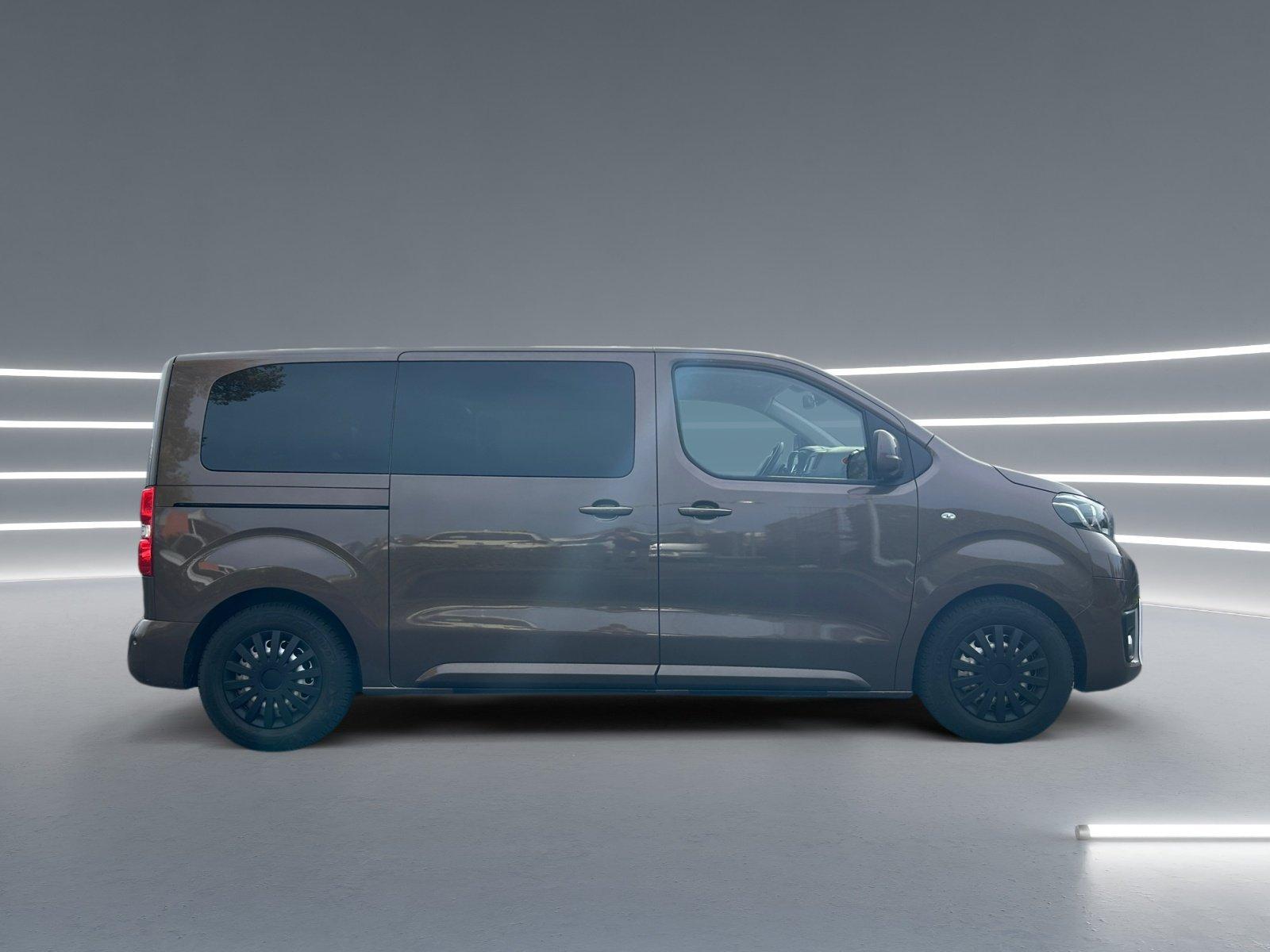 Toyota Proace Verso 2.0 D Executive AHK*WKR* Pano*2xACC