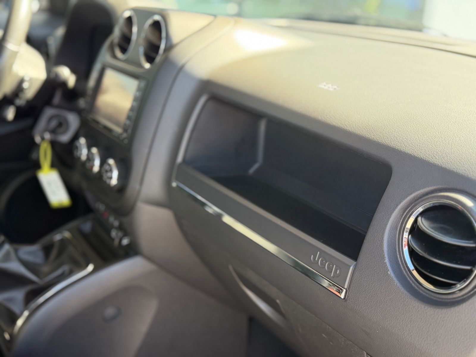 Patriot Limited 2.2 CRD Leder Navi Tüv NEU