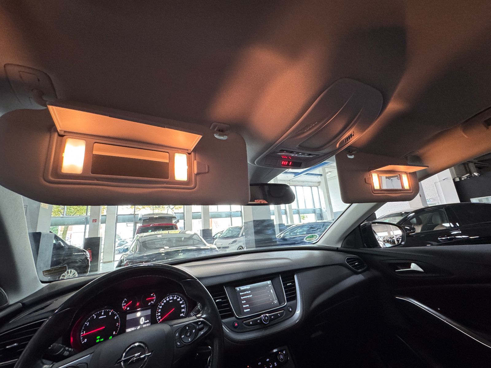 Fahrzeugabbildung Opel Grandland (X) SPORTPAKET & DESIGN LINE AHK LED+