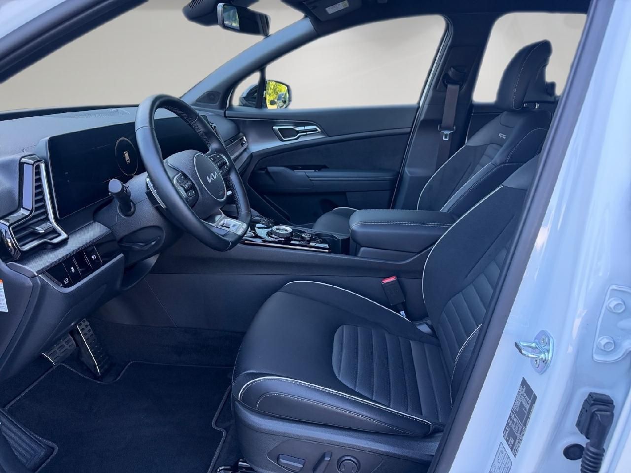 Fahrzeugabbildung Kia Sportage 1.6 CRDi DCT 4WD GT-Line