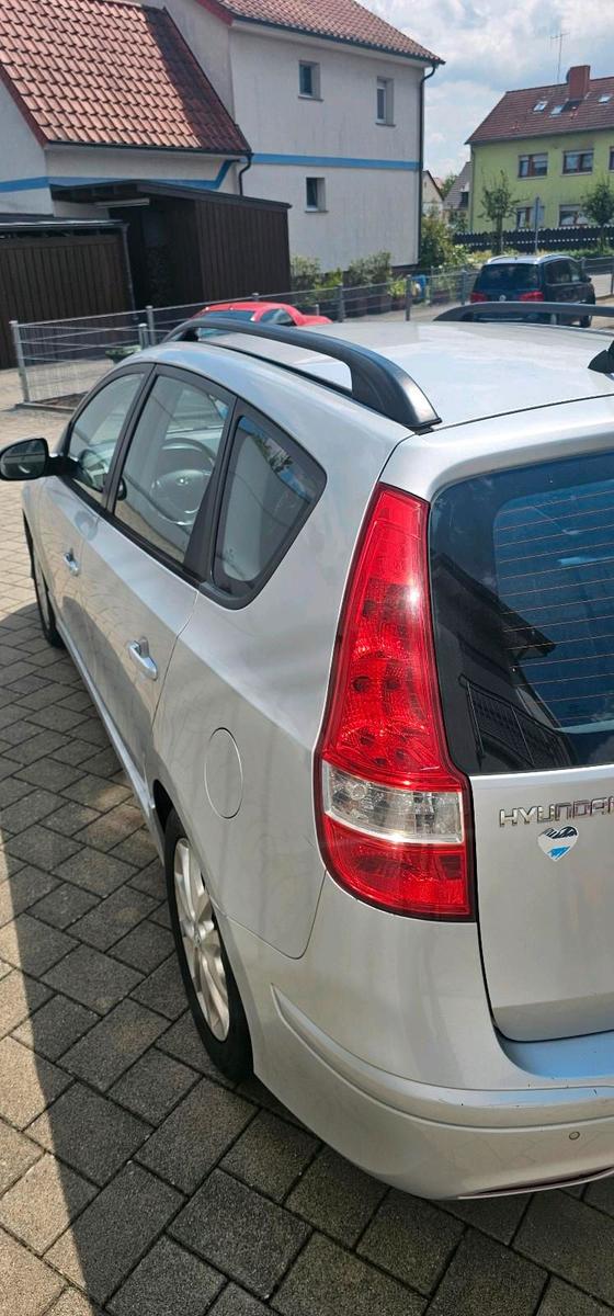 Hyundai i30 2011 — двигун 116 HP (85kW)