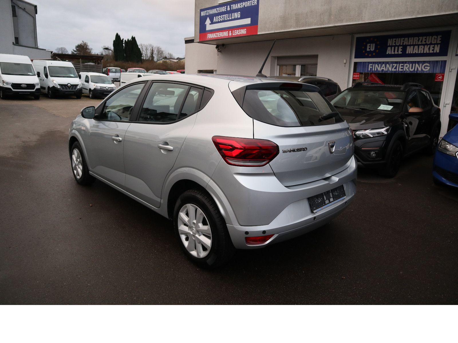 Fahrzeugabbildung Dacia Sandero Comfort Navi Tempo Scheckheftgepflegt