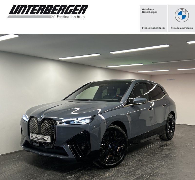 BMW iX M60 M Sportpaket Pano. PA. Prof. B&W DAB Lase
