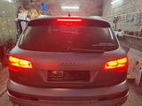 Audi Q7.  4L.     3.6 l - Audi Q7 4L mit Benzin-Antrieb
