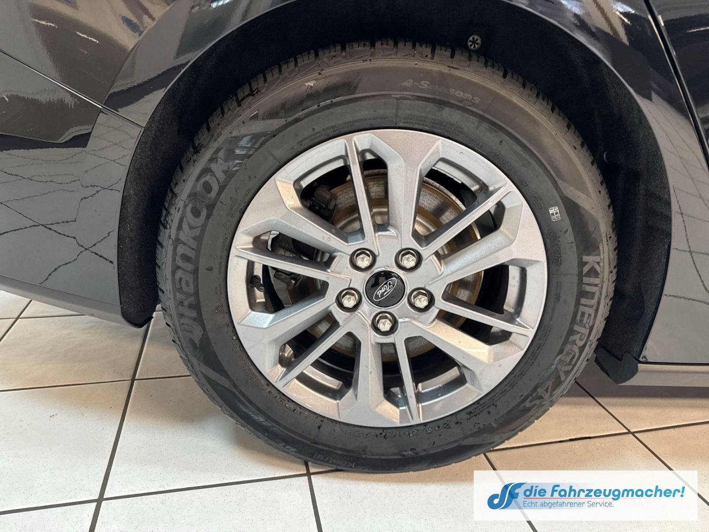 Fahrzeugabbildung Ford Focus Turnier Titanium X Navi Digitales Cockpit