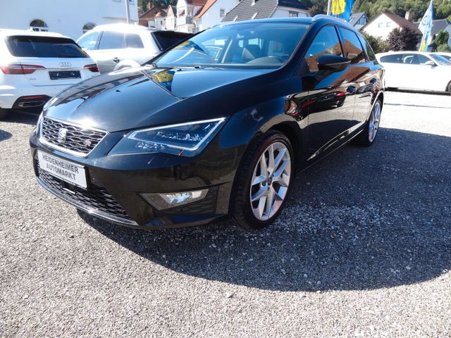 Fahrzeugabbildung Seat Leon ST FR/LED/Navi/Leder/SitzH/DSG/PDC/2.Hand/