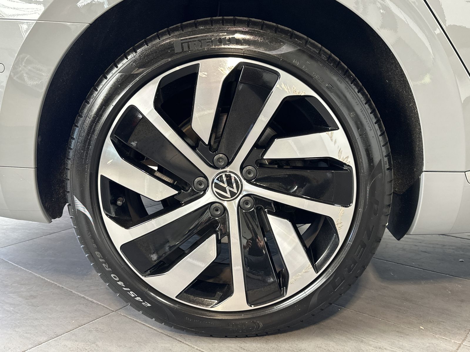 Fahrzeugabbildung Volkswagen Arteon SB 1.4 TSI eHybrid R-Line NAV+LED+PANO+HU