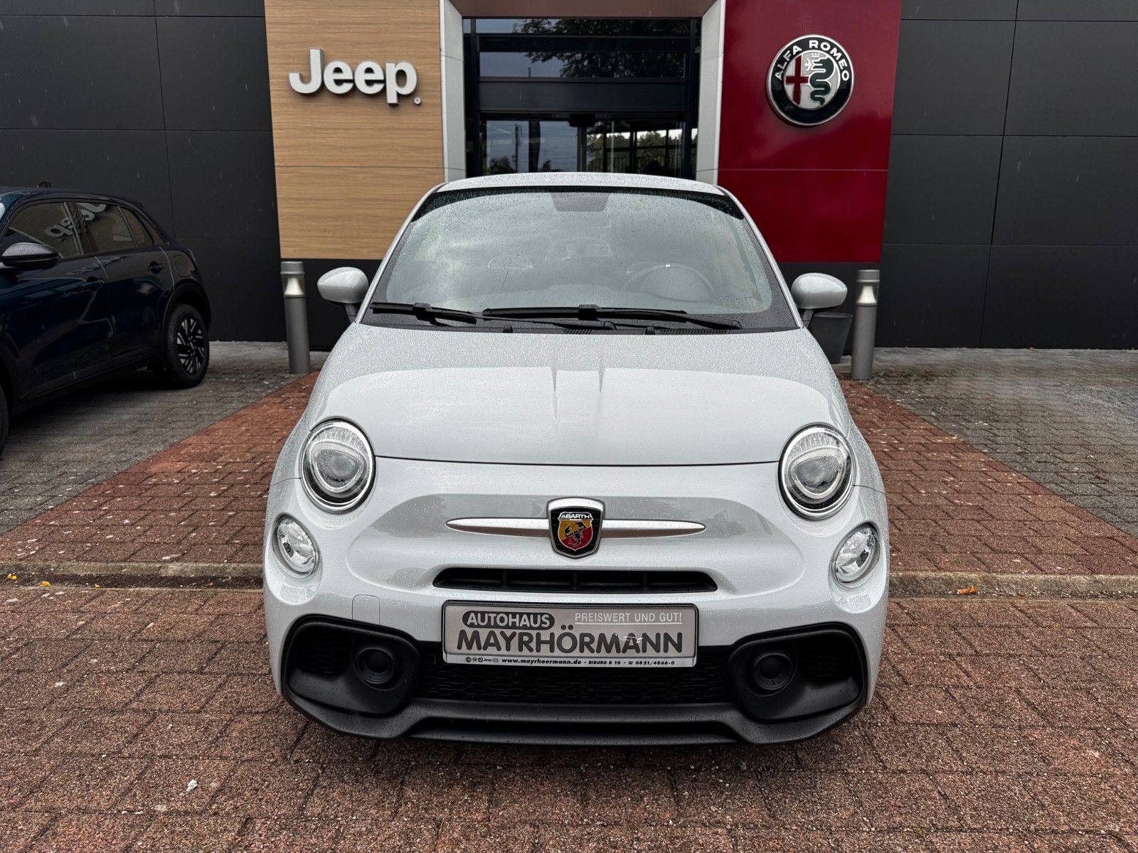 Fahrzeugabbildung Abarth 595 1.4 T-JET 145PS NAVI CAMPOVOLO GRAU