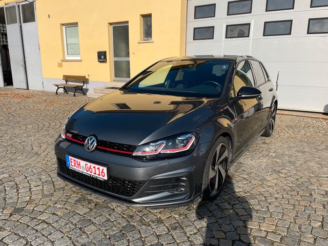 Volkswagen Golf VII Lim. GTI Performance BMT/ACC/SHZ/NAVI