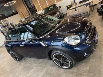 MINI Cooper S Countryman Aut. *NAVI*PDC*LEDER*BiXENON