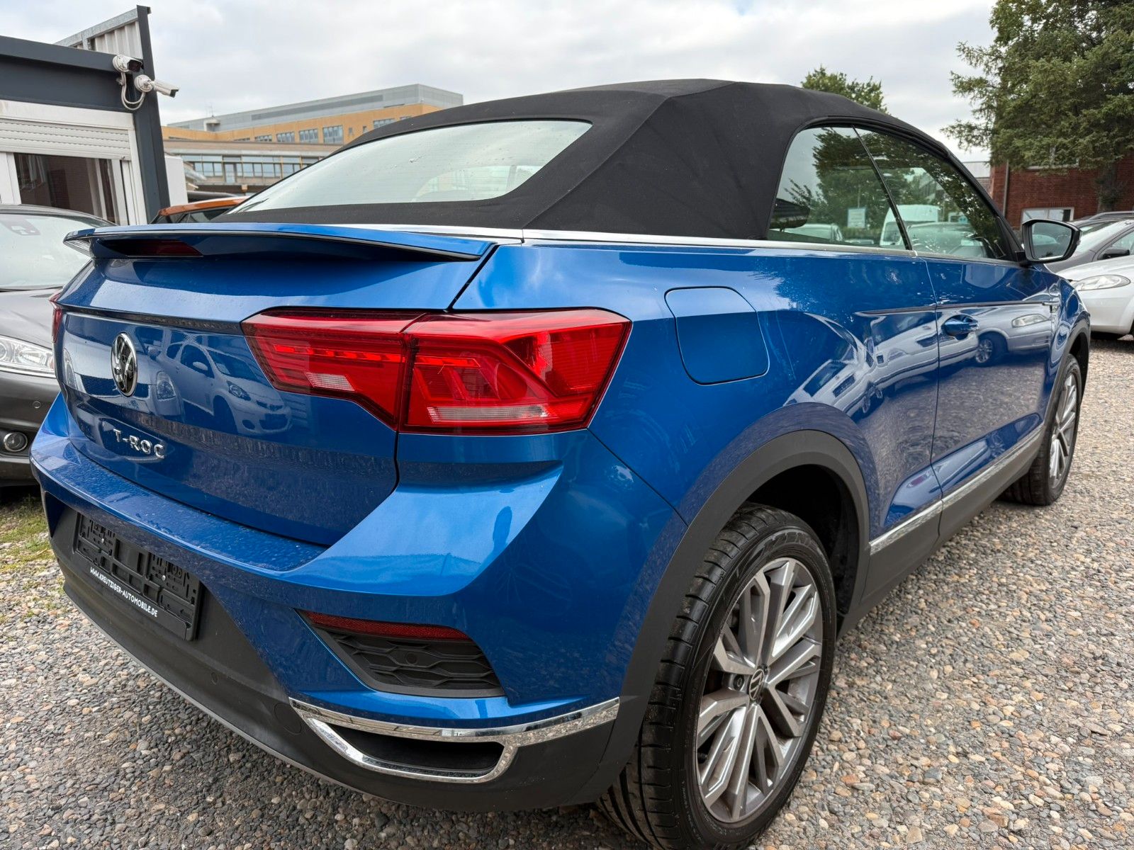 Fahrzeugabbildung Volkswagen T-Roc Cabriolet Active