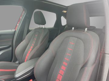 BMW 220i Active Tourer Sport Line*Automatik*PDC*BT*