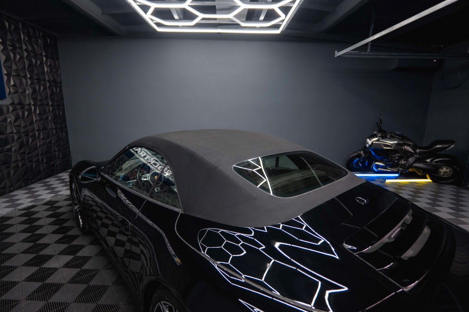 Fahrzeugabbildung Porsche 911 Carrera 4 S Cabriolet Sport Chrono Garantie