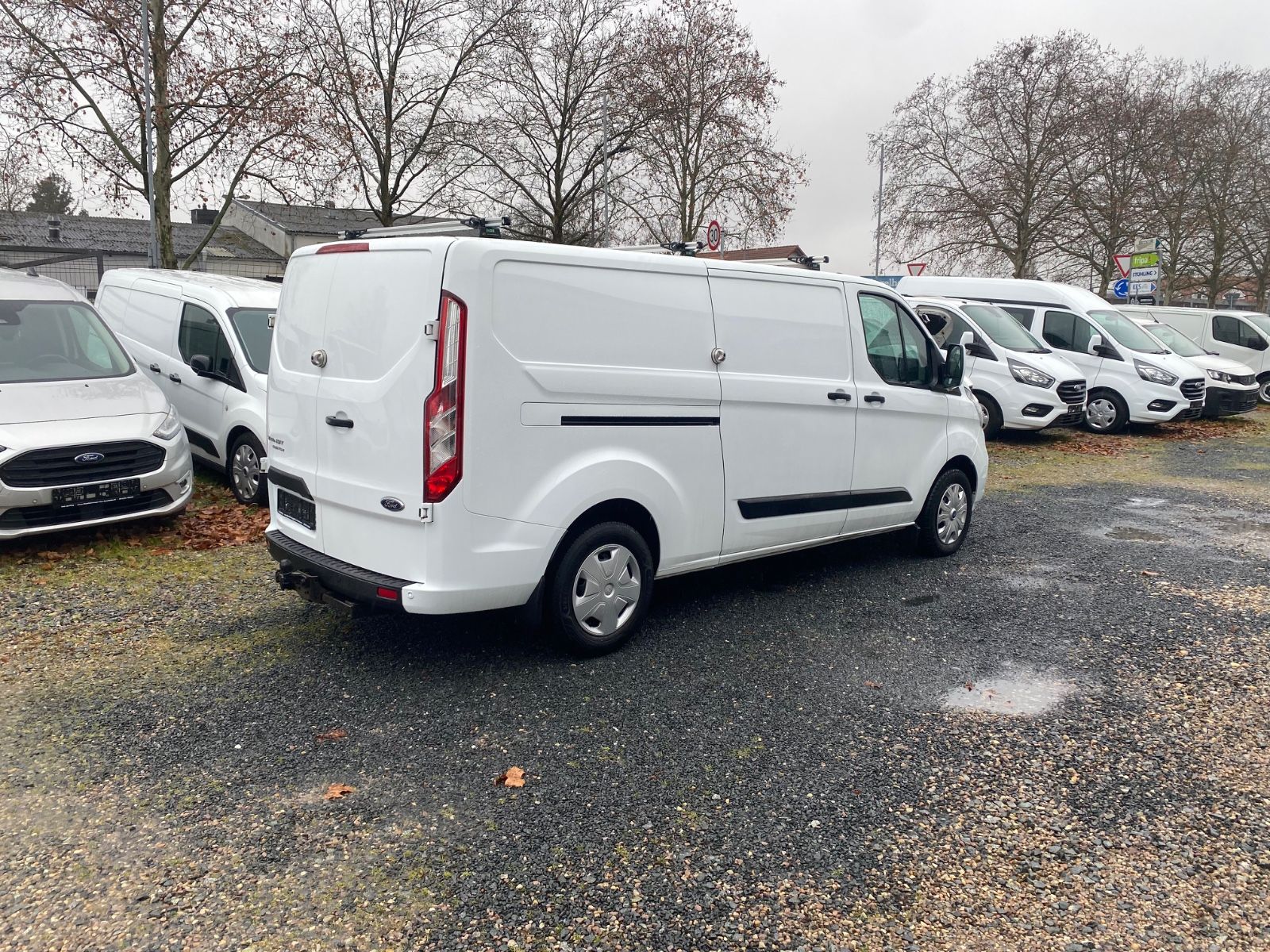 Fahrzeugabbildung Ford Transit CustomKasten320L2 Trend,AHK,StH,SHZ,SHge